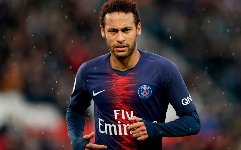 ដើម្បីចងជើង Neymar ឲ្យនៅបន្ត PSG គ្រោងដំឡើងប្រាក់ពលកម្មឡើងដល់ ៣៣លានផោន