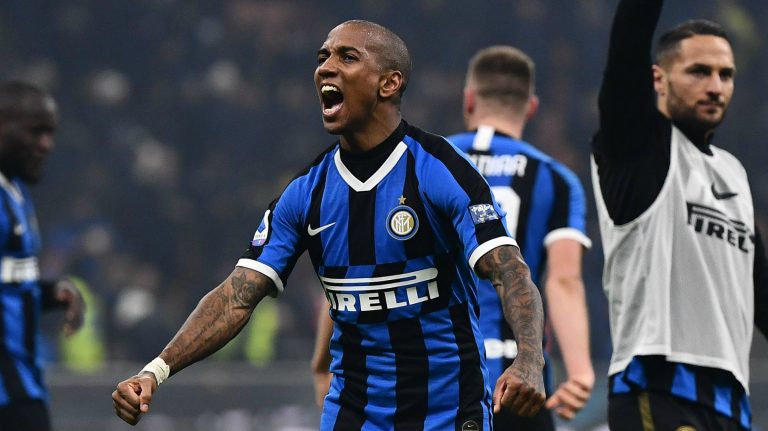 ផ្ទេរថ្ងៃទី ២៩ ឧសភា៖ Inter Milan ចង់បន្តខ្ចី Ashley Young ពី MU