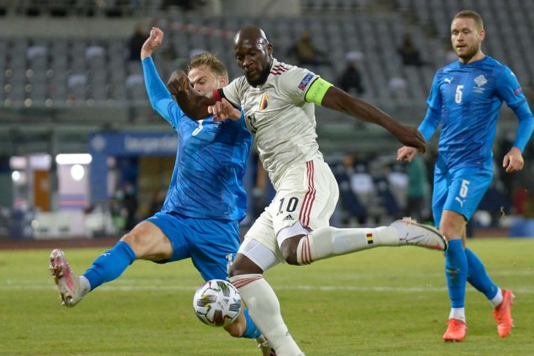 Lukaku ស៊ុត២គ្រាប់ម្នាក់ឯង ជួយប៊ែលស៊ិក វ៉ាអង់គ្លេស ឡើងឈរលេខ១ក្នុងពូល